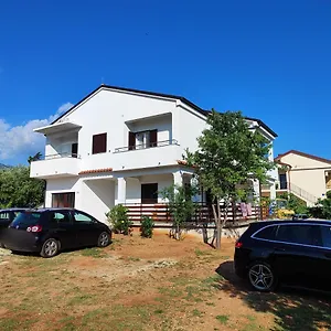 Apartman Malo, Seline